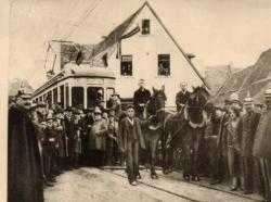 Eröffnung der Straßenbahnlinie 1927
