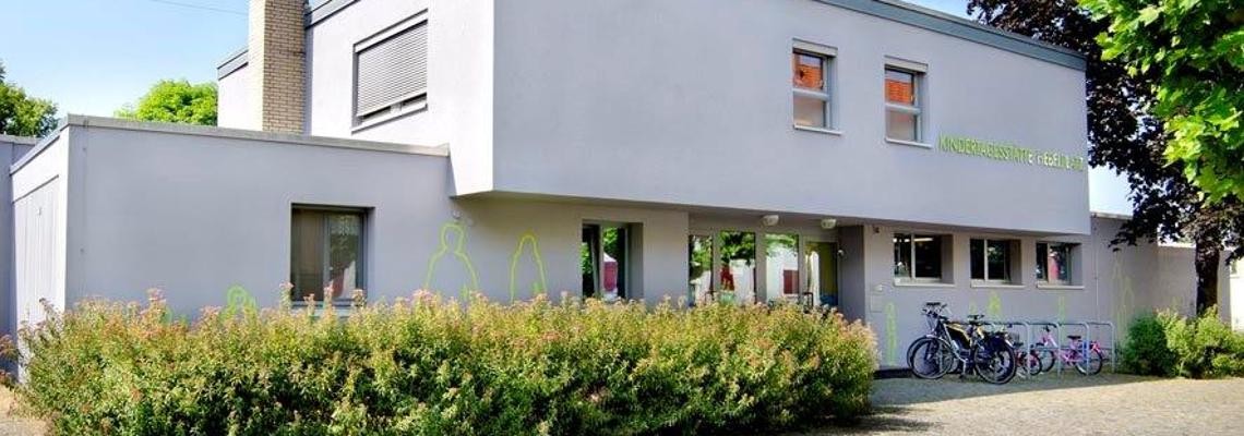 Frontansicht der KITA Juno Frontansicht der KITA Juno